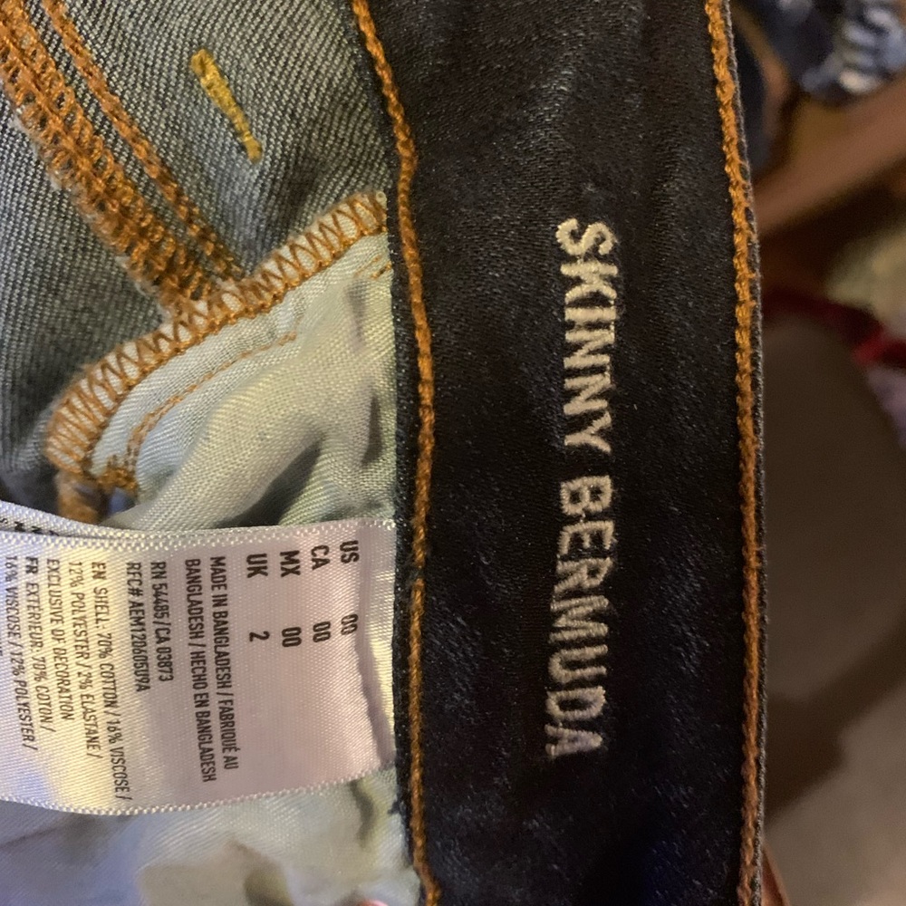 American Eagle jean shorts - Picture 4 of 5